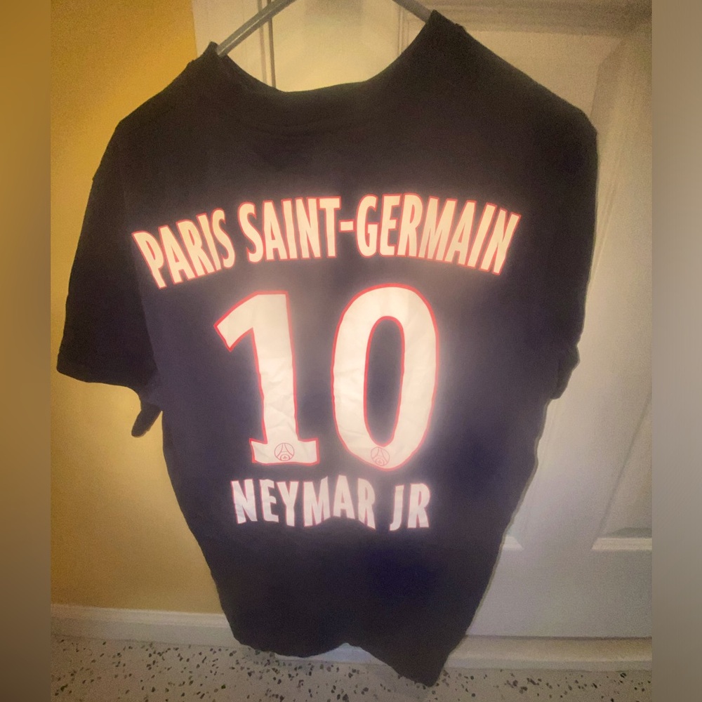 Neymar Paris tee.
